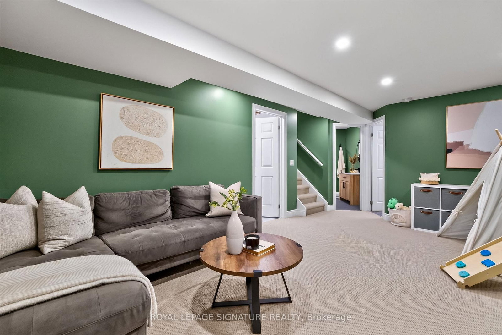 1373 Treeland Street • Burlington, ON photo 21