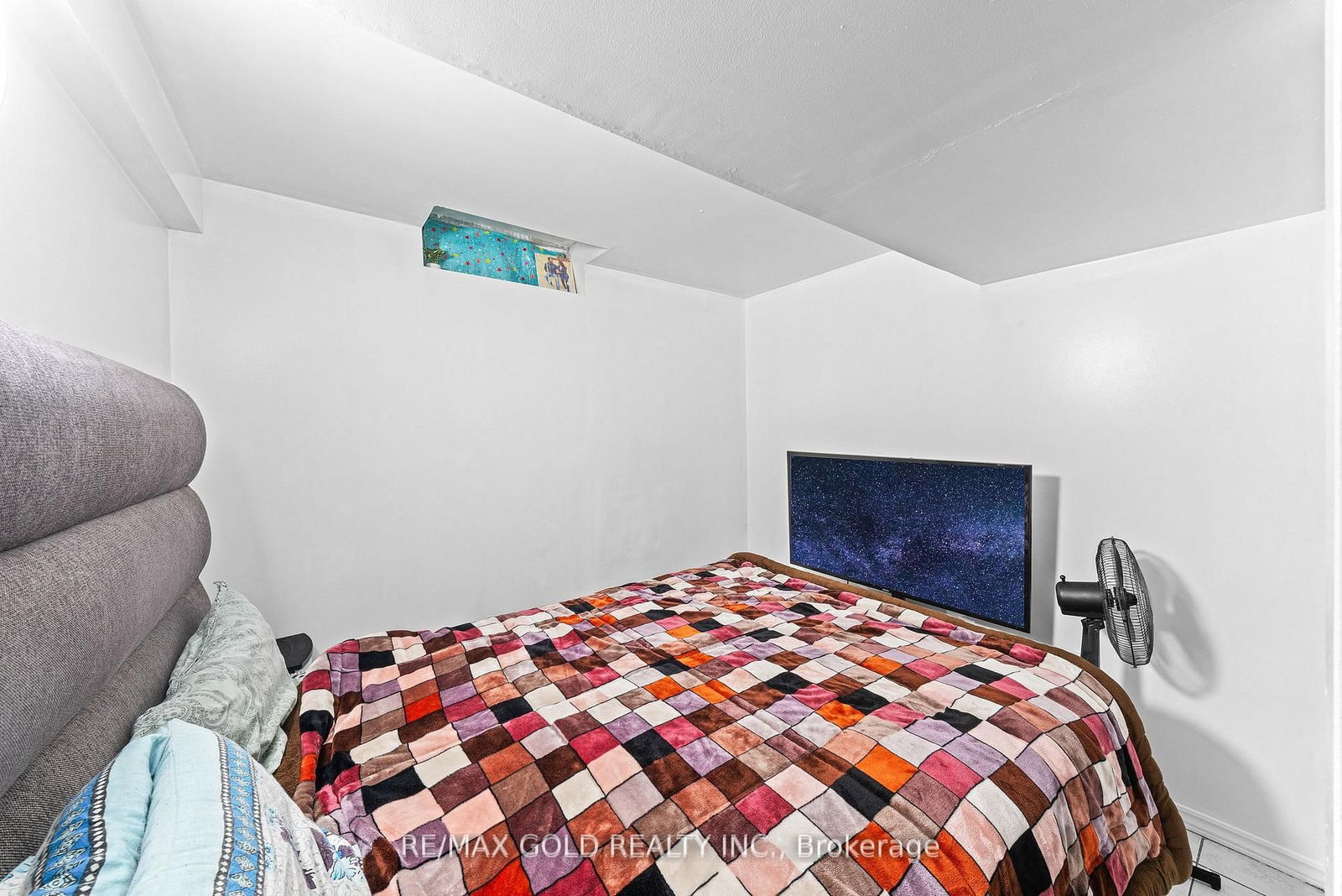 Listing Image 34