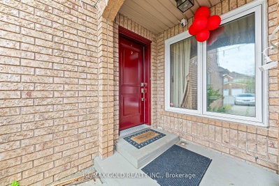 92 Dandelion Road, Brampton, ON, photo 4