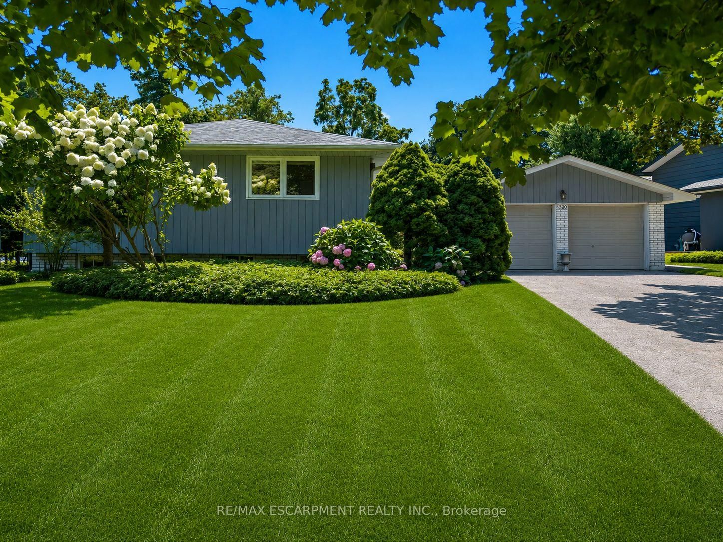 1320 Gatehouse Drive • Mississauga, ON photo 1