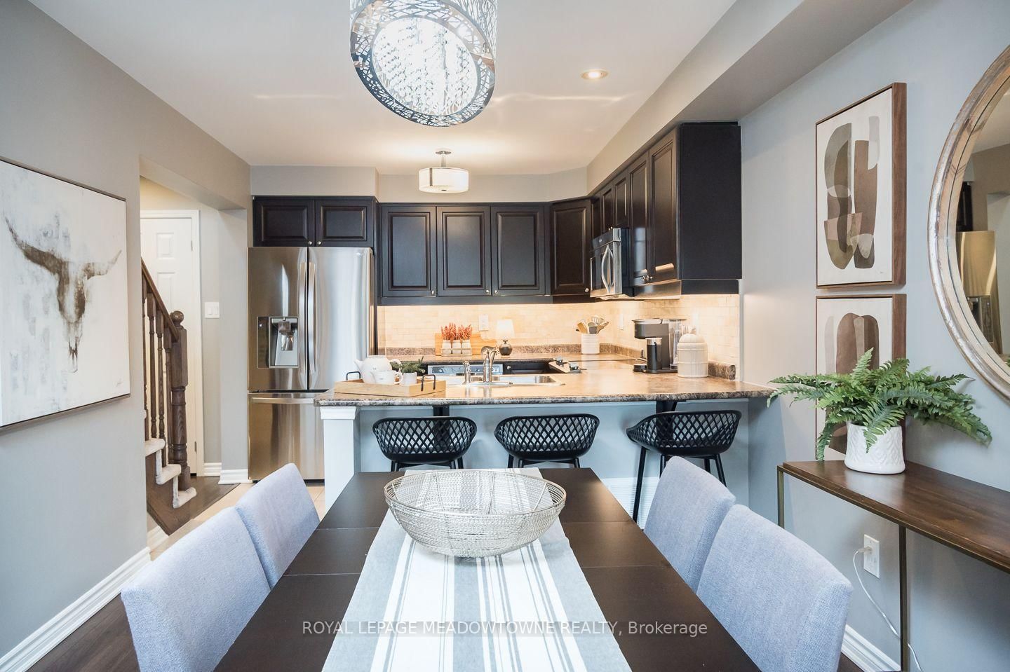 275 Eves Gate • Milton, ON photo 12