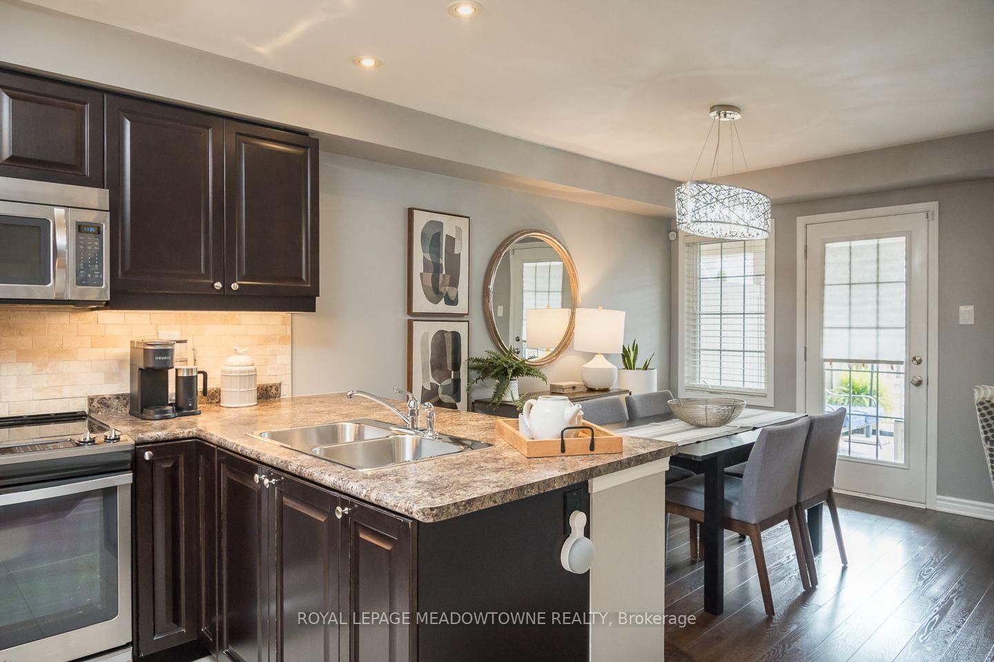 275 Eves Gate • Milton, ON photo 17