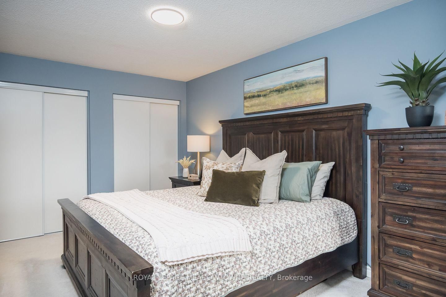 275 Eves Gate • Milton, ON photo 21