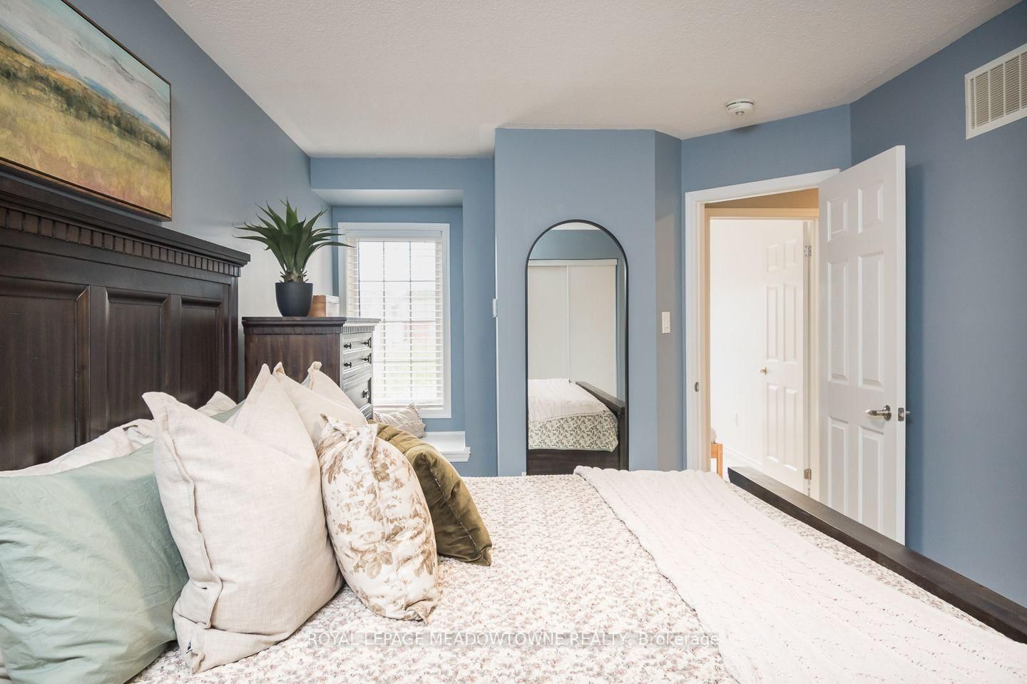 275 Eves Gate • Milton, ON photo 23
