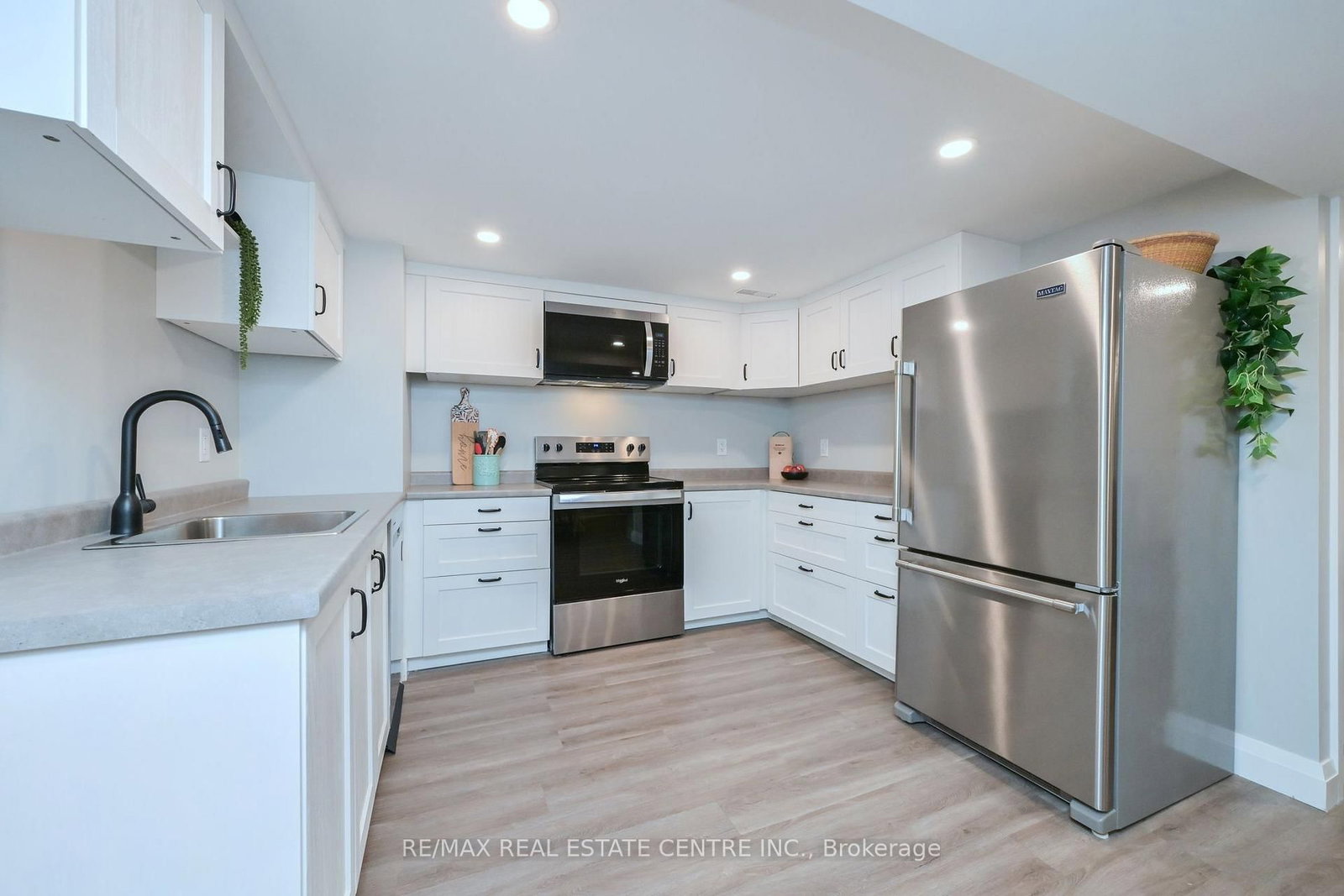 110 John Street • Halton Hills, ON photo 17
