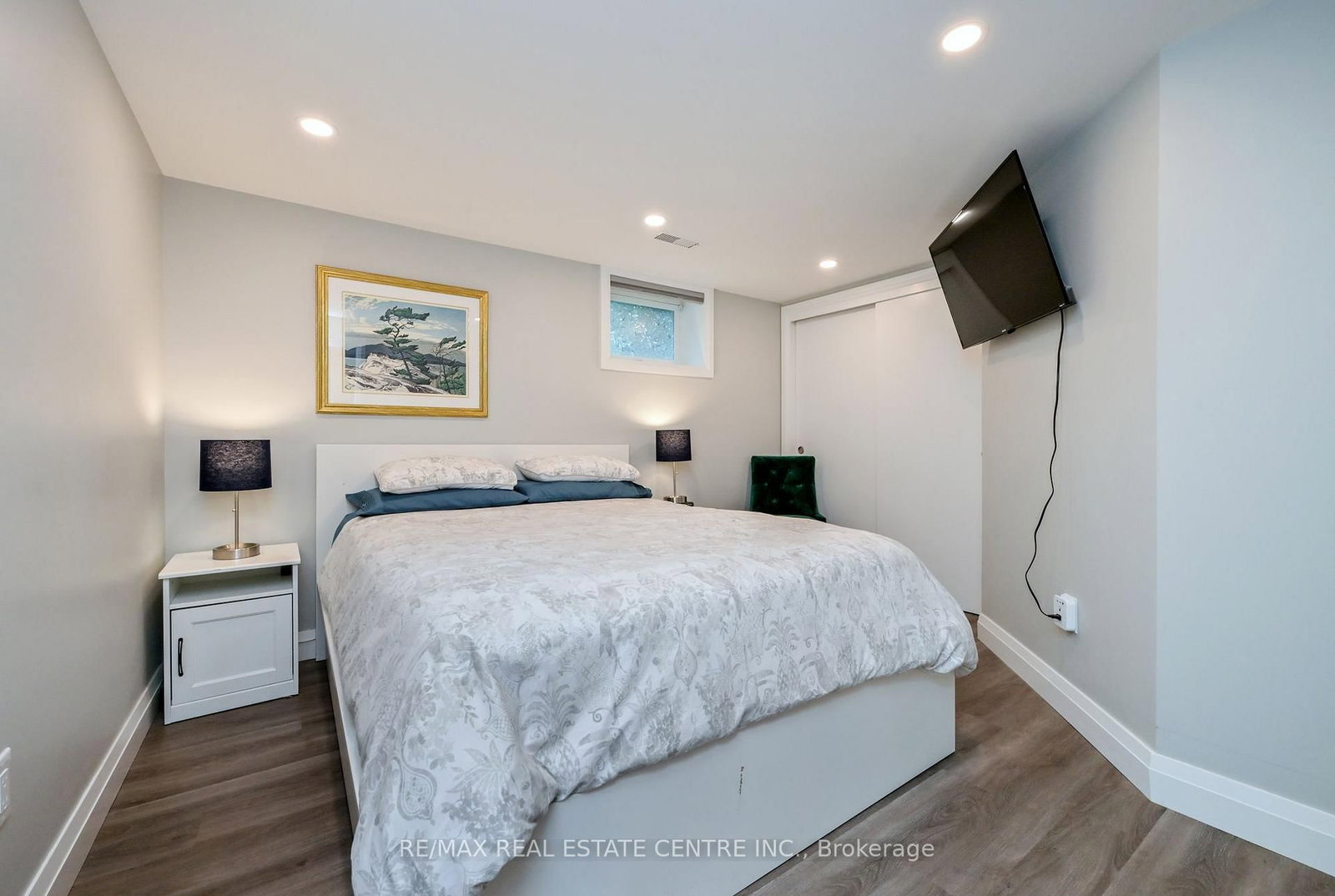110 John Street • Halton Hills, ON photo 24