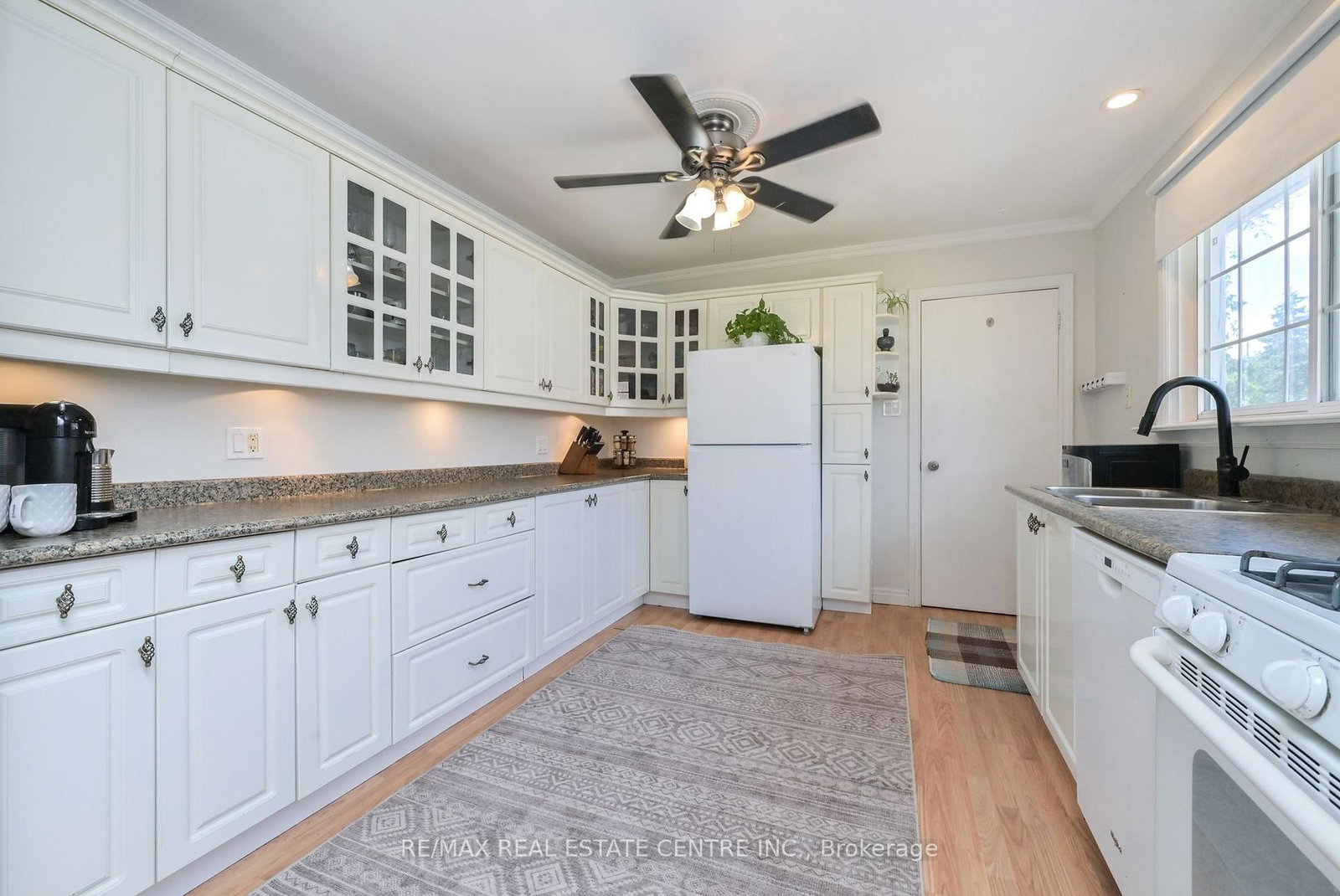 110 John Street • Halton Hills, ON photo 6