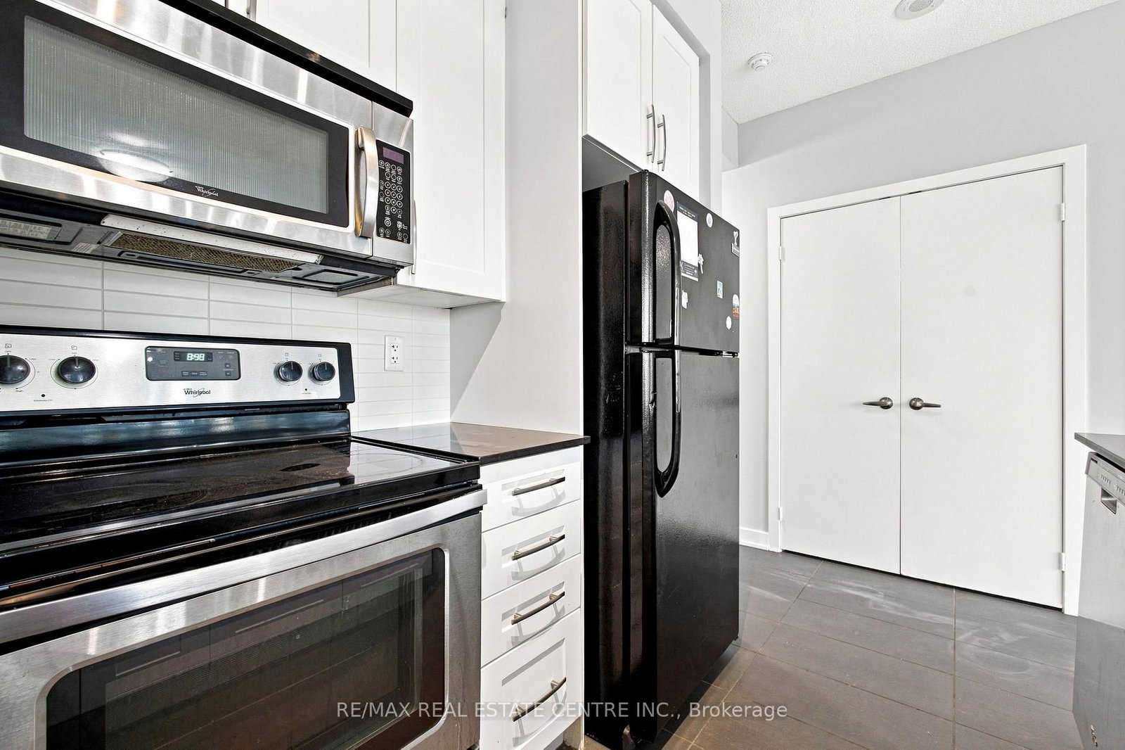 4065 Brickstone Mews • #1103 • Mississauga, ON photo 15