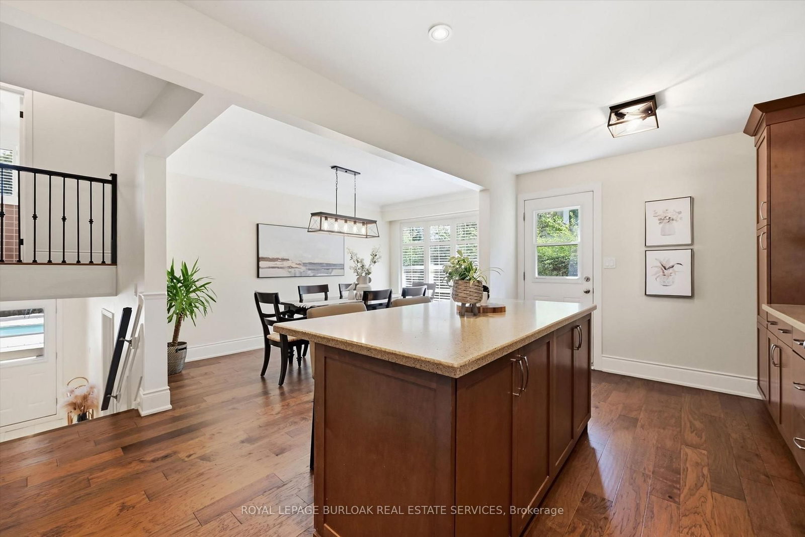 3430 Regal Road • Burlington, ON photo 11