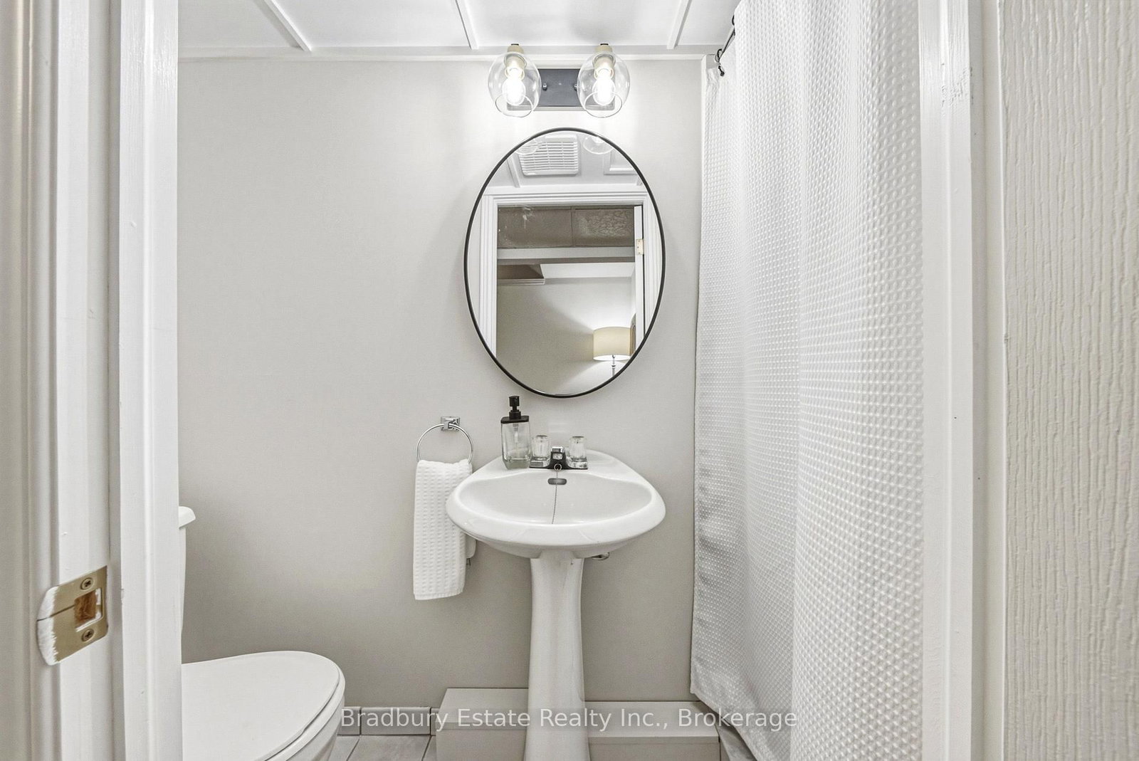 1205 Lambs Court • #26 • Burlington, ON photo 32