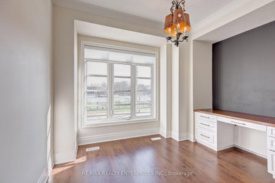 287 Rebecca Oakville,ON L6K 0G9 — Photo 10