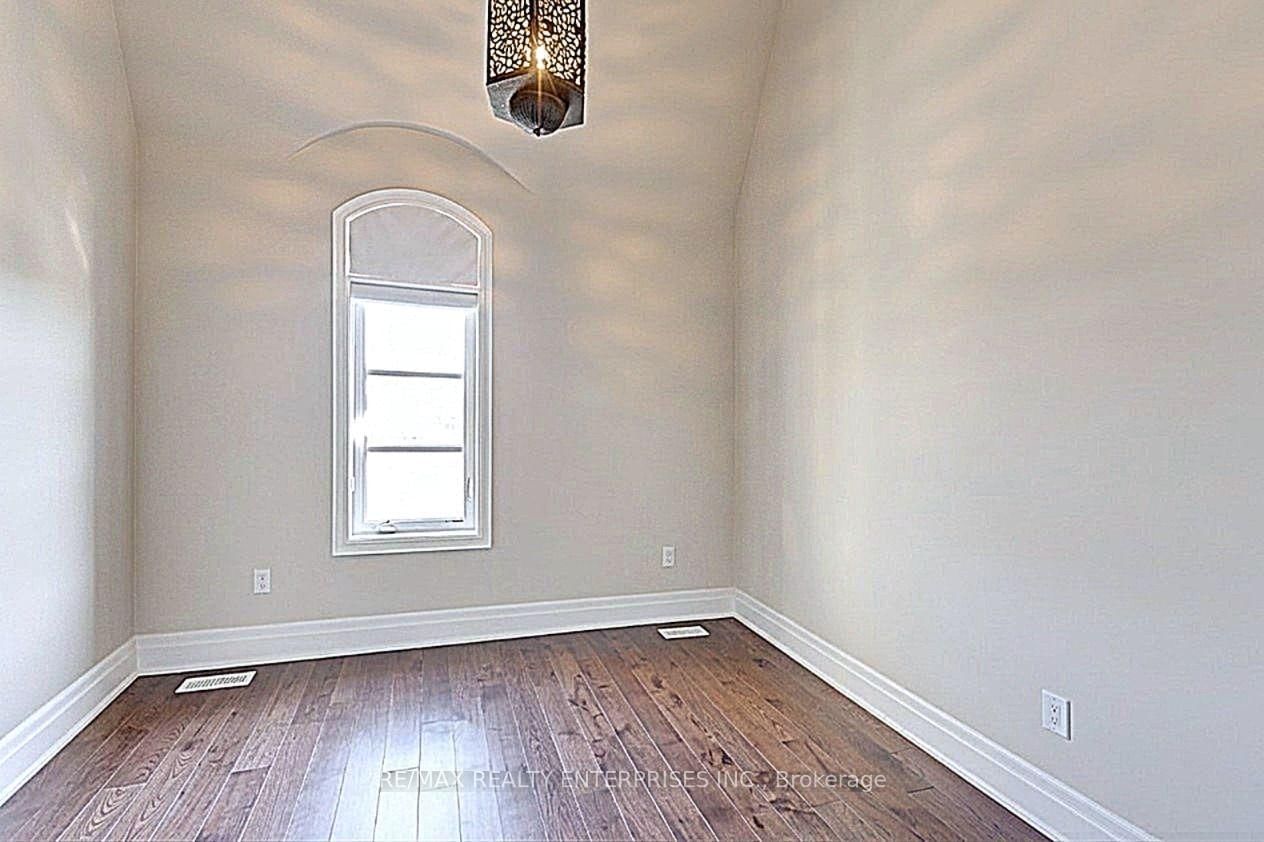 287 Rebecca Oakville,ON L6K 0G9 — Photo 16