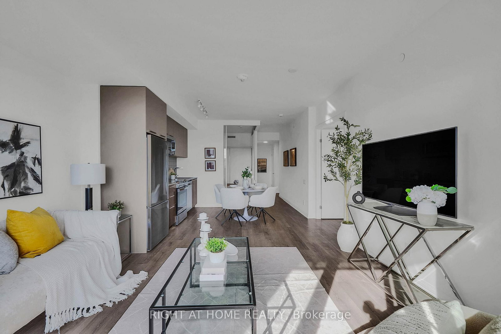 4208 Dundas Street W • #414 • Toronto, ON photo 10