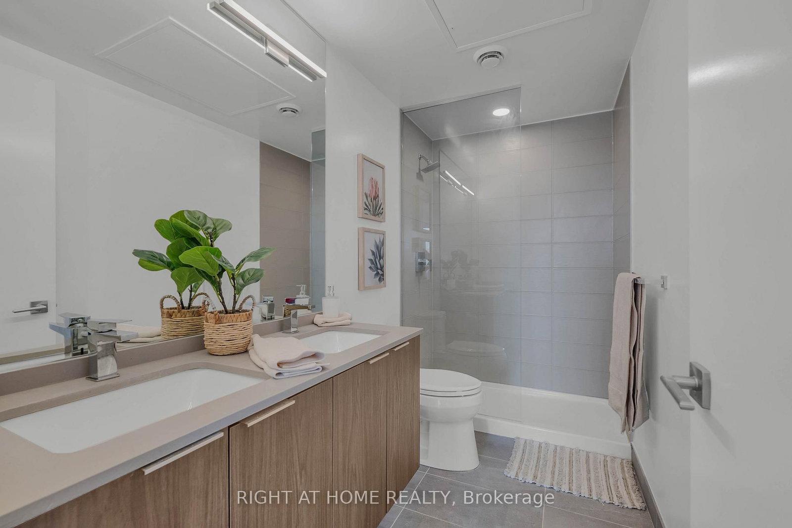 4208 Dundas Street W • #414 • Toronto, ON photo 19