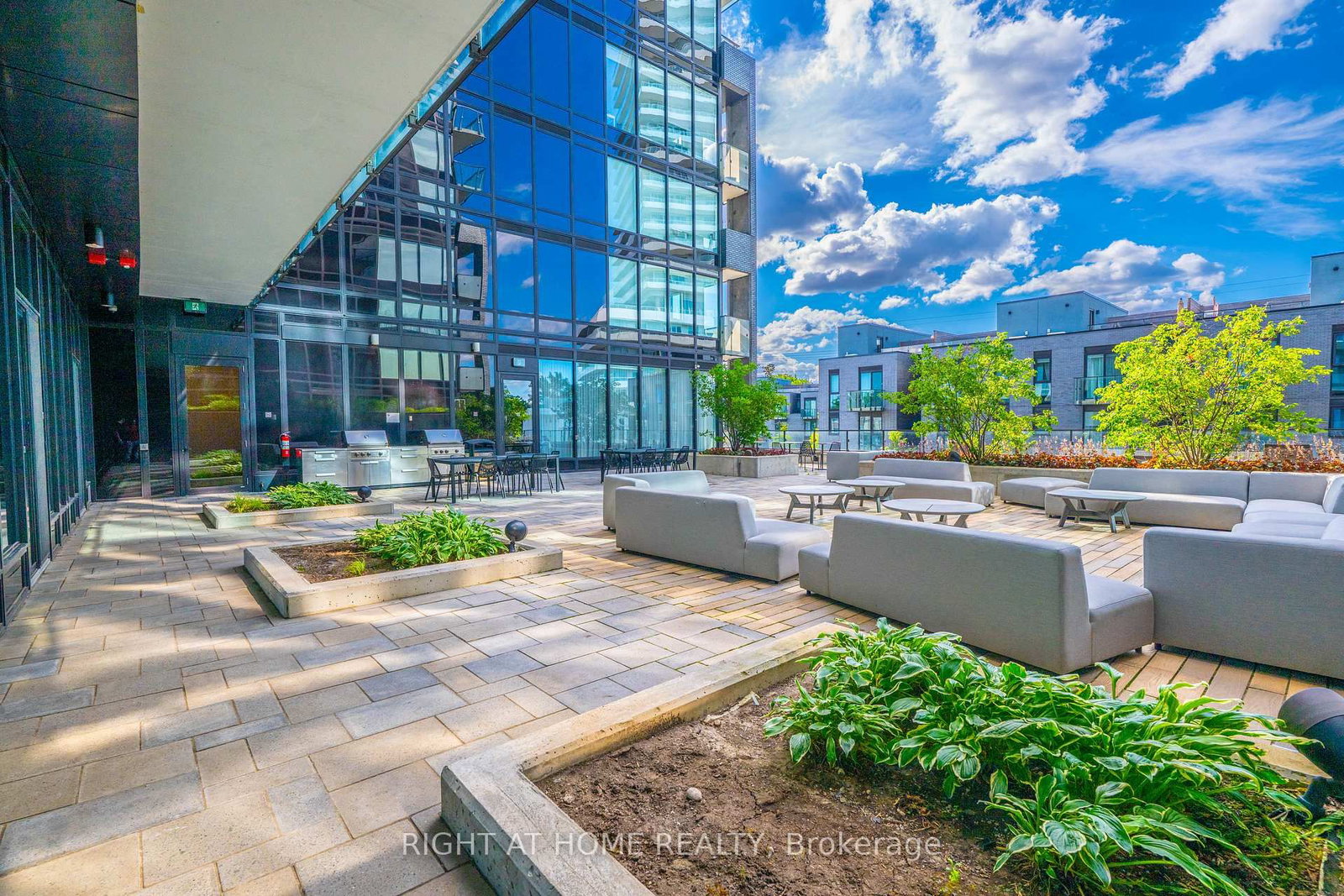 4208 Dundas Street W • #414 • Toronto, ON photo 29