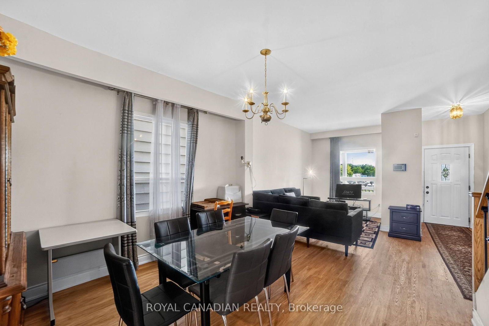 2538 St Clair Avenue W • Toronto, ON photo 15
