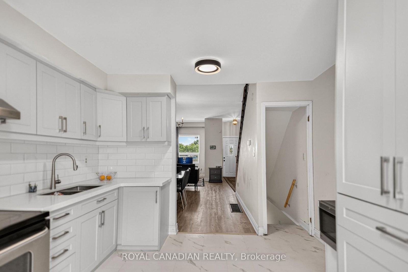 2538 St Clair Avenue W • Toronto, ON photo 23