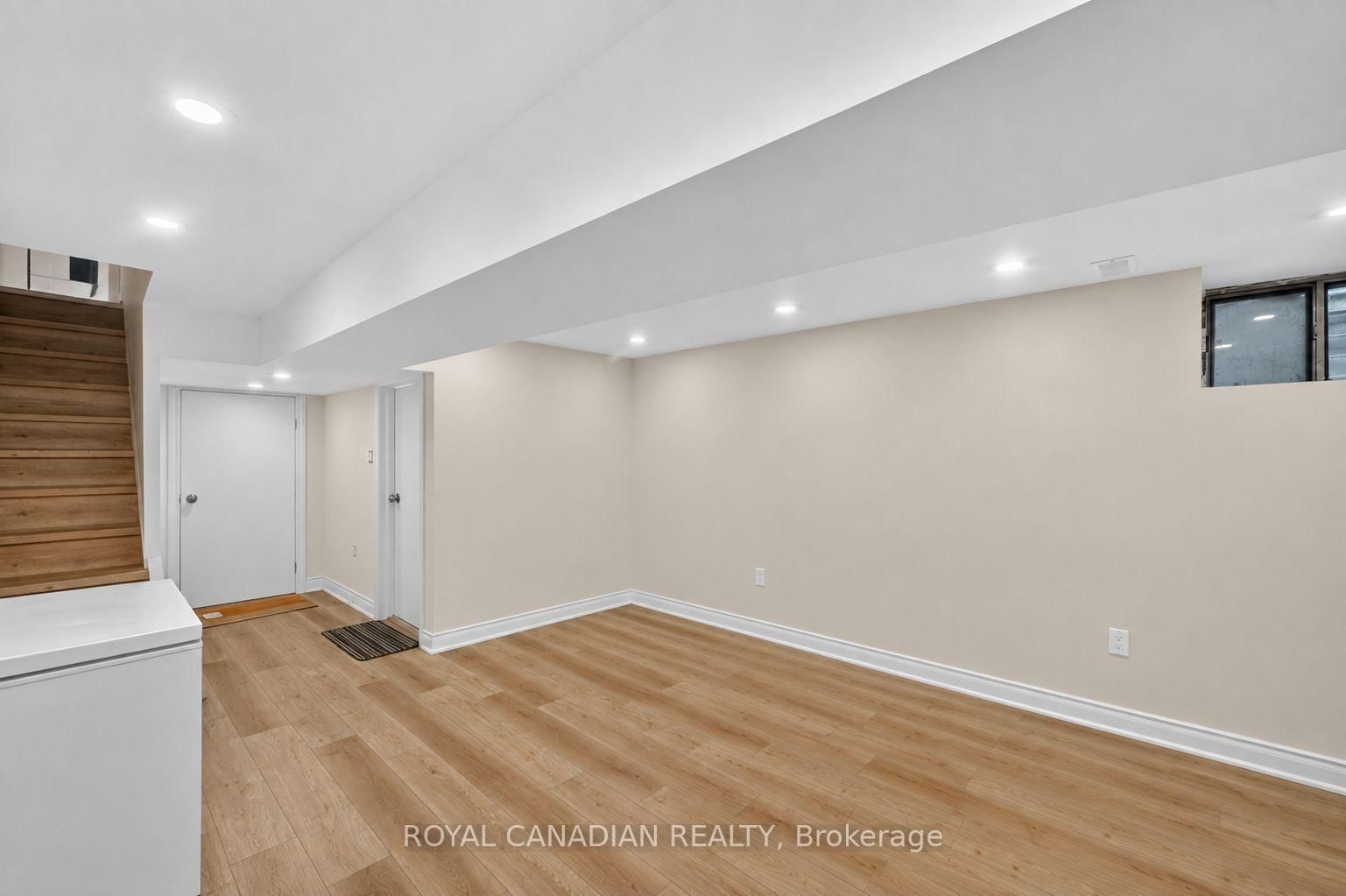2538 St Clair Avenue W • Toronto, ON photo 35