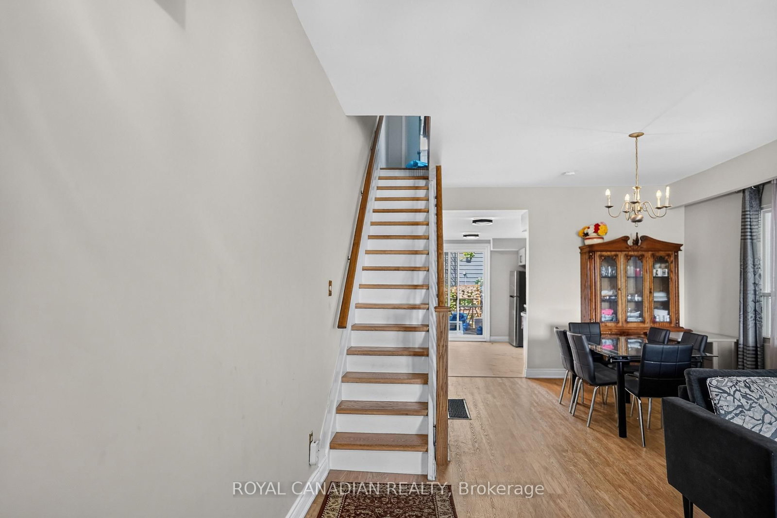 2538 St Clair Avenue W • Toronto, ON photo 4