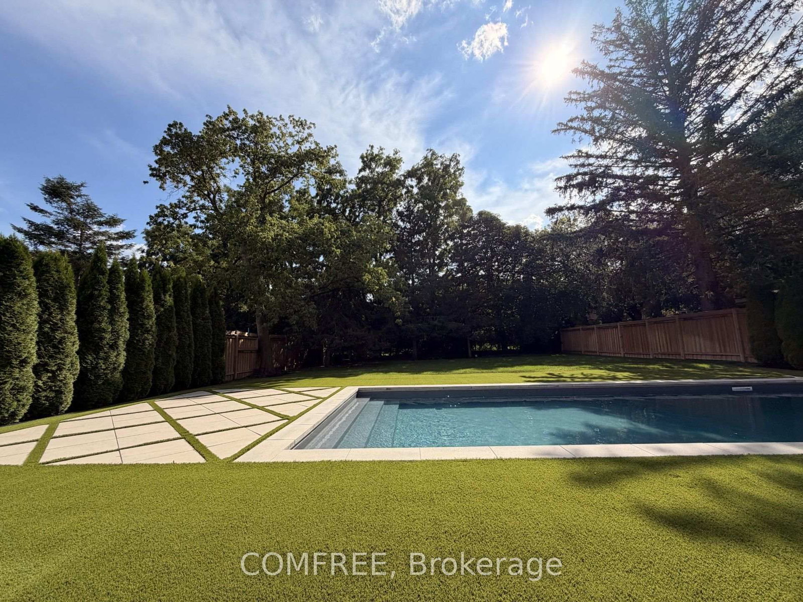 1114 TRUMAN Avenue • Oakville, ON photo 37