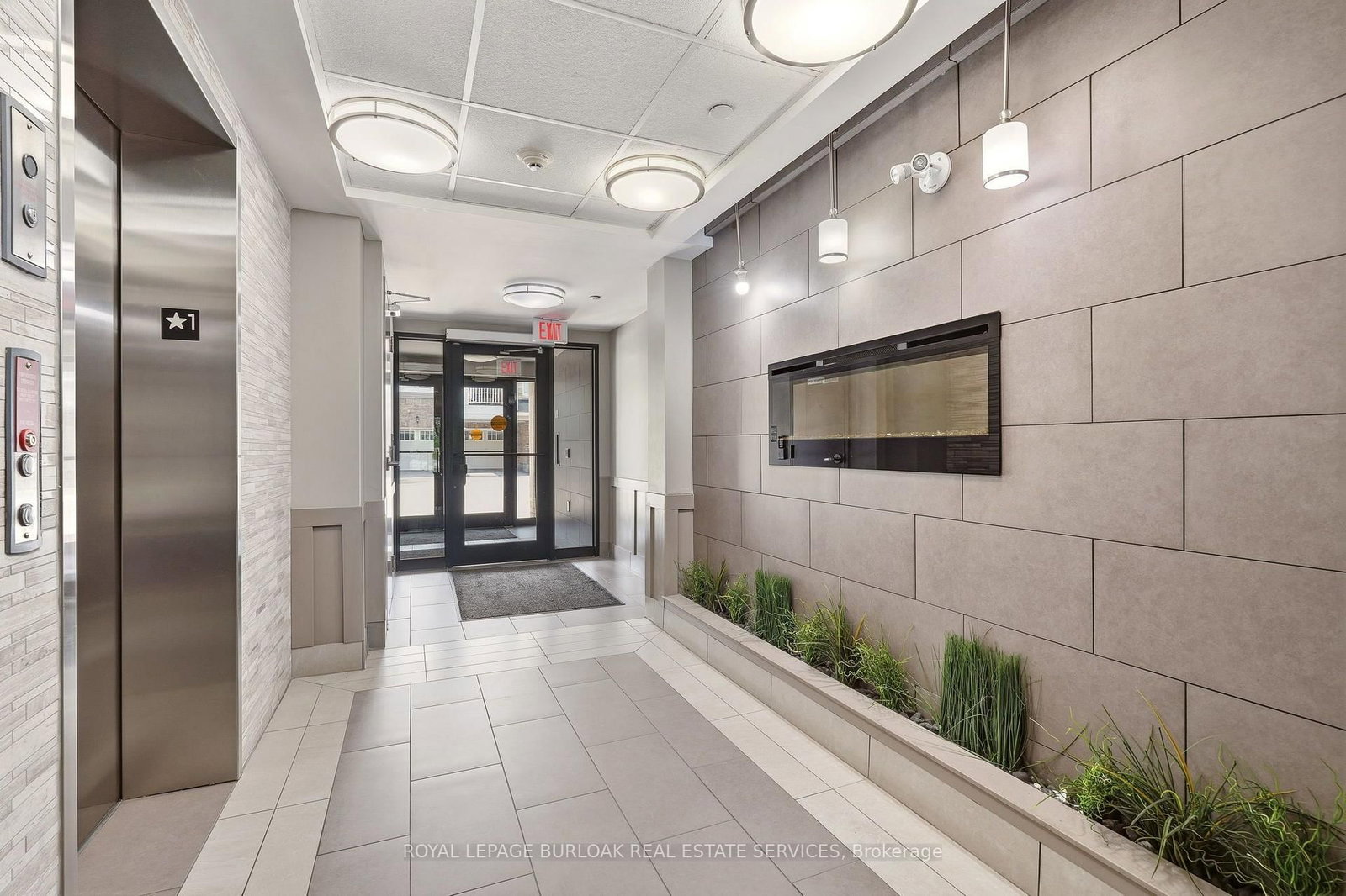 1045 Nadalin Milton,ON L9T 8R5