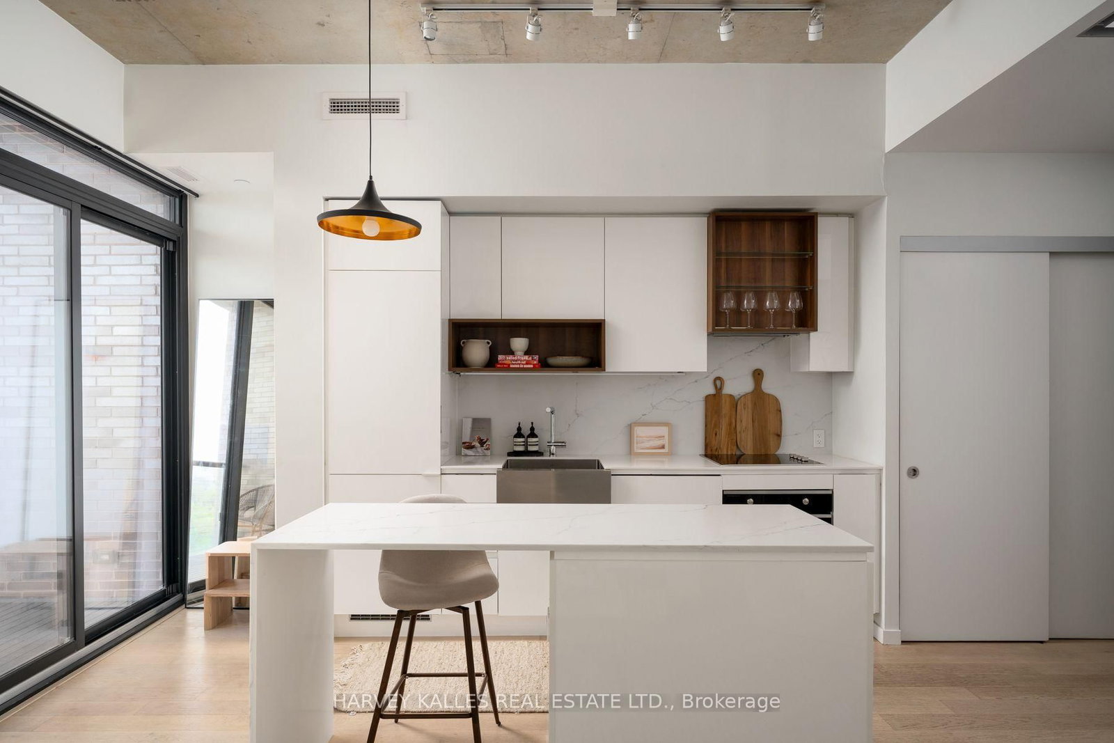 383 Sorauren Avenue • #809 • Toronto, ON photo 10