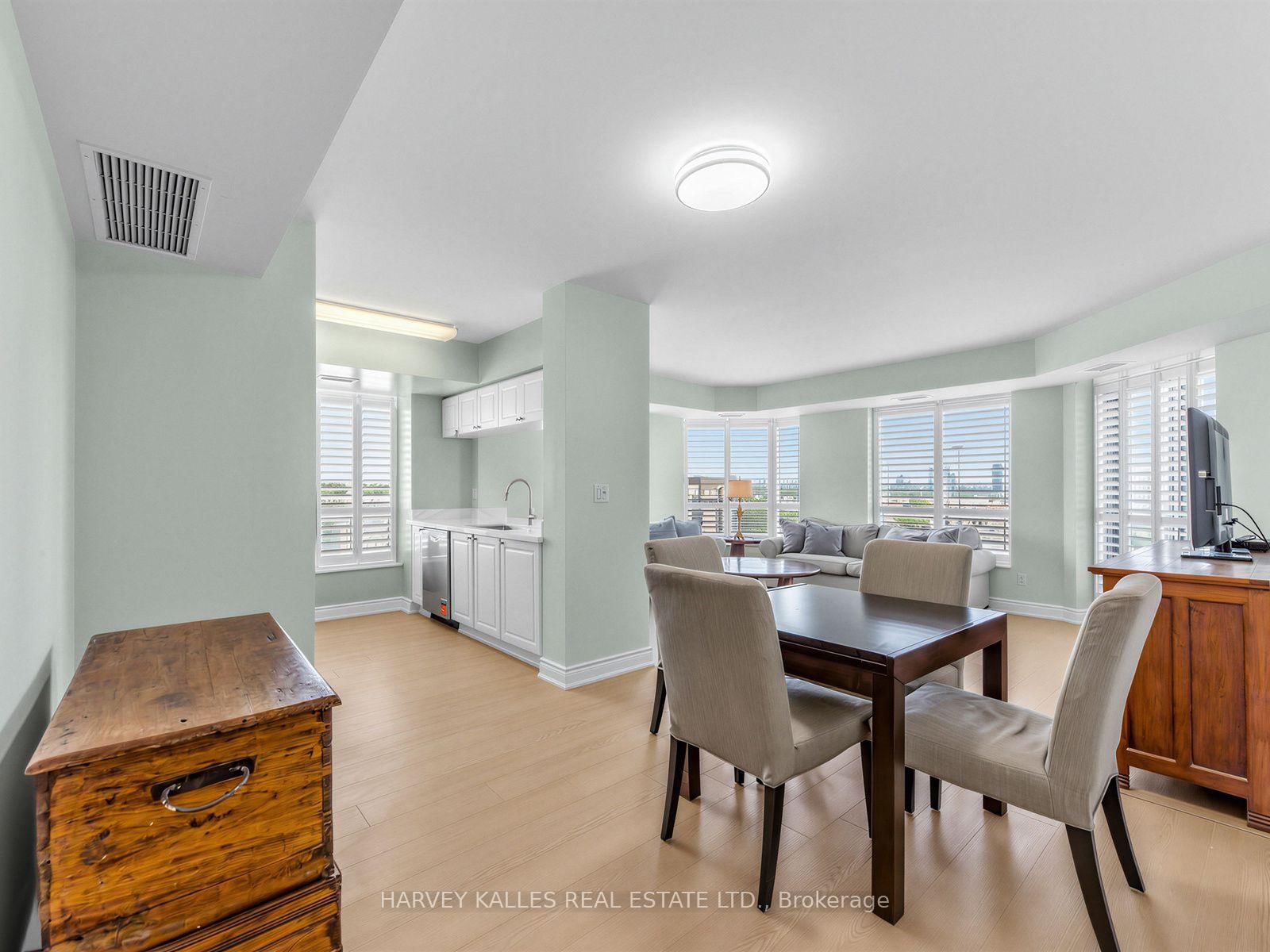 190 Manitoba Street • #904 • Toronto, ON photo 13