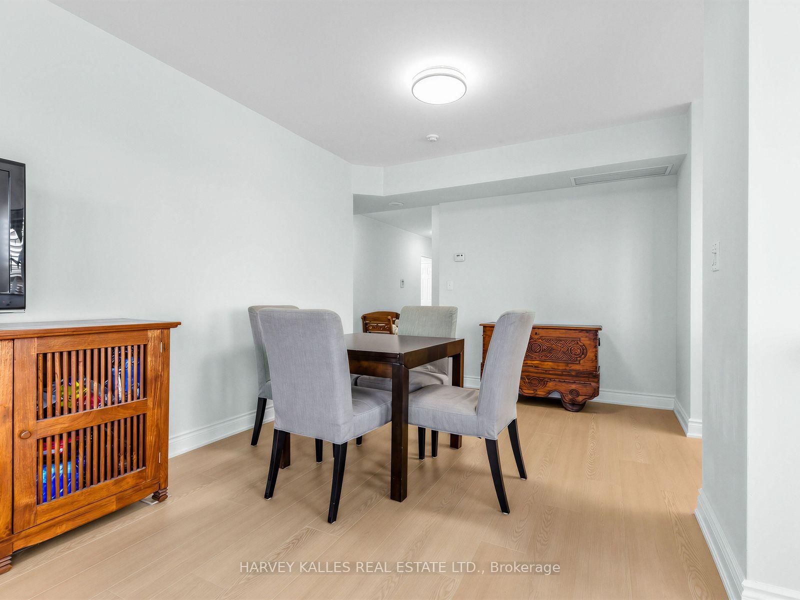 190 Manitoba Street • #904 • Toronto, ON photo 15