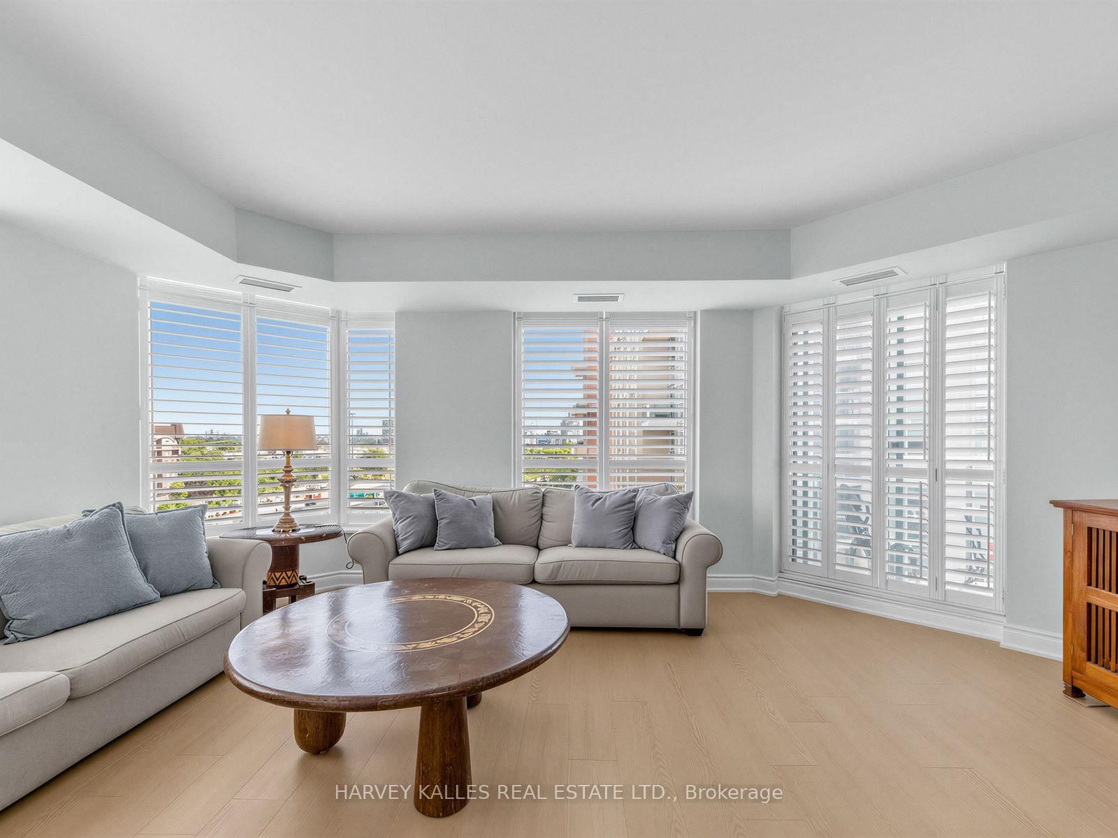 190 Manitoba Street • #904 • Toronto, ON photo 9