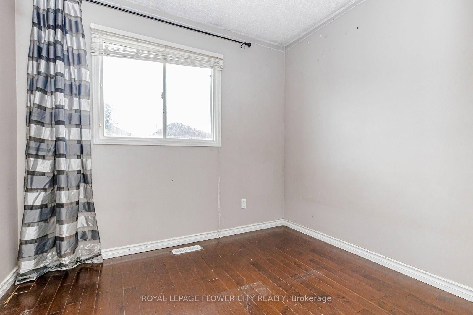 22 Wallingford Court • Brampton, ON photo 27