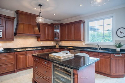 4215 Ennisclare Milton,ON N0B 2K0 — Photo 16