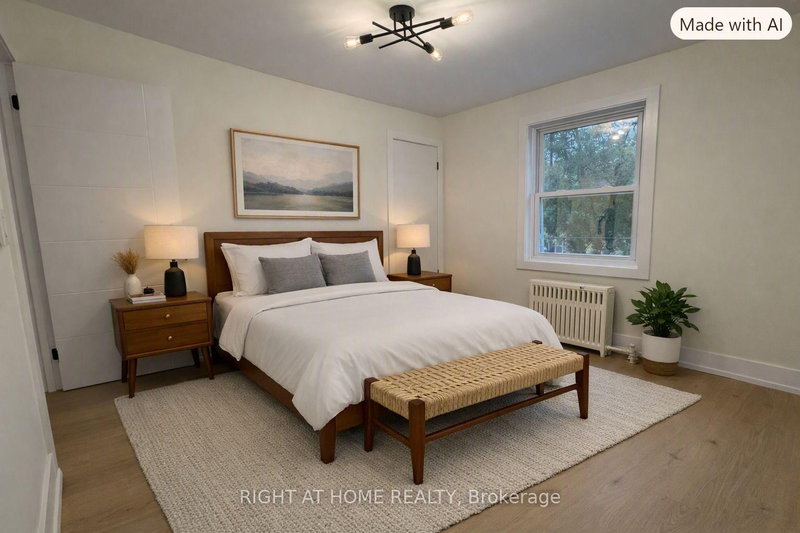 3384 Lake Shore Blvd W photo 2