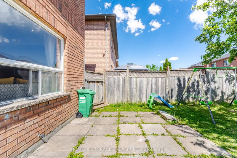 45 Ridgefield Brampton,ON L6P 1B4 — Photo 39