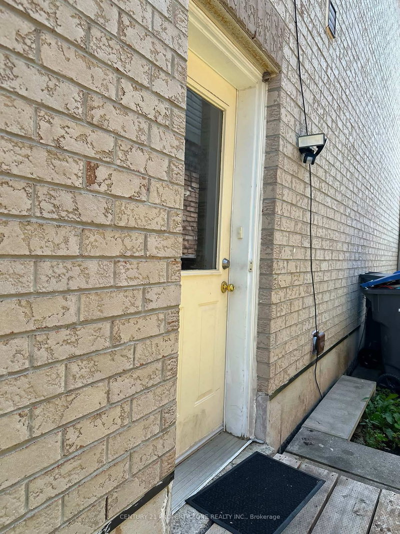 79 Pertosa Drive