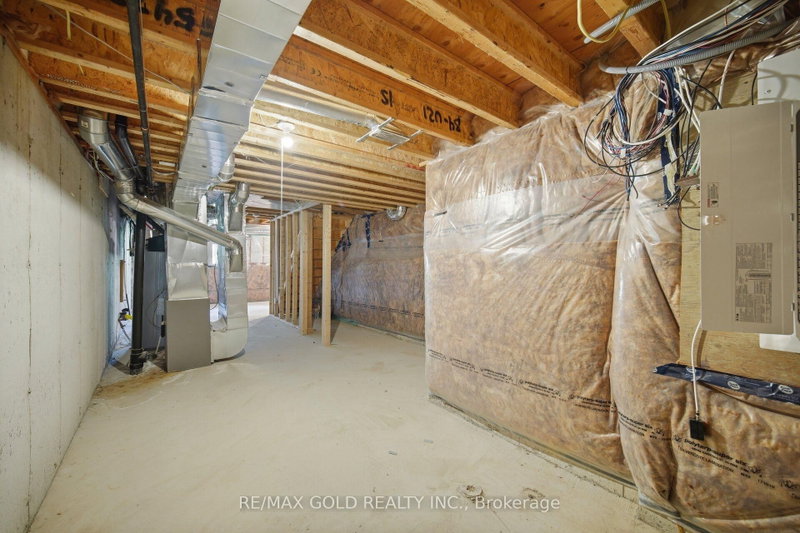 9 Oliana Brampton,ON L6Y 6G8 — Photo 38