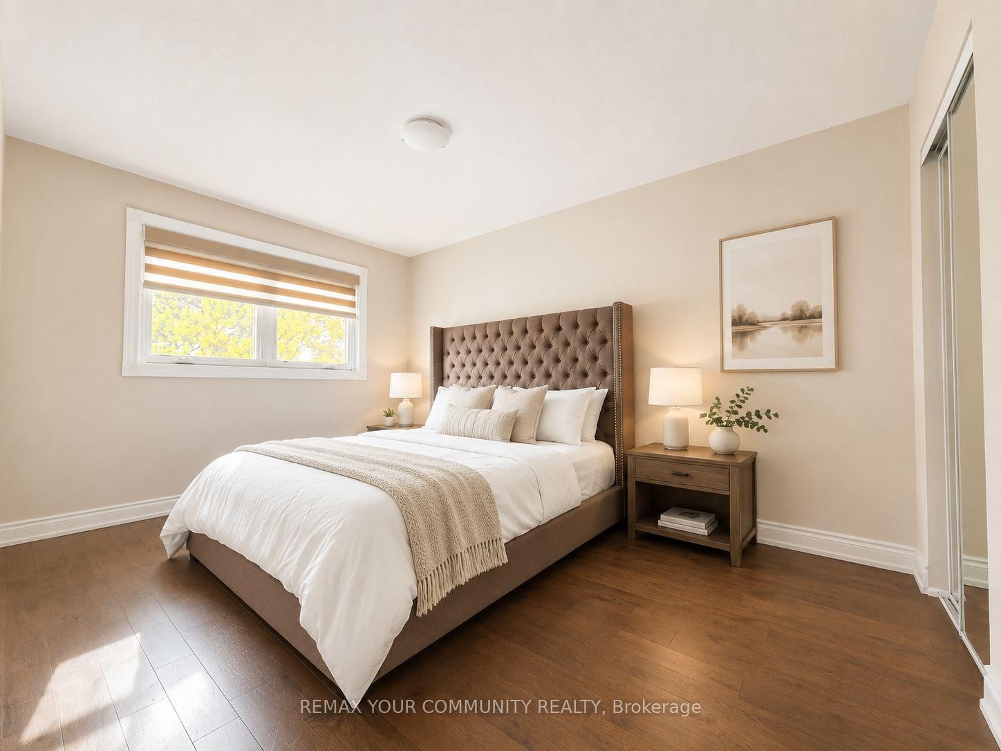 2508 Cobbinshaw Circle, Mississauga 5