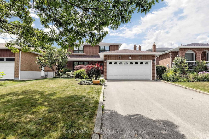 25 Malcolm Crescent