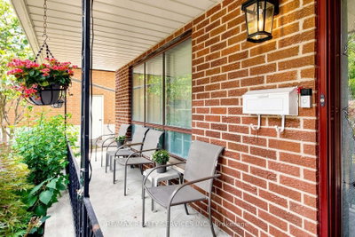 25 Malcolm Crescent • Brampton, ON photo 4