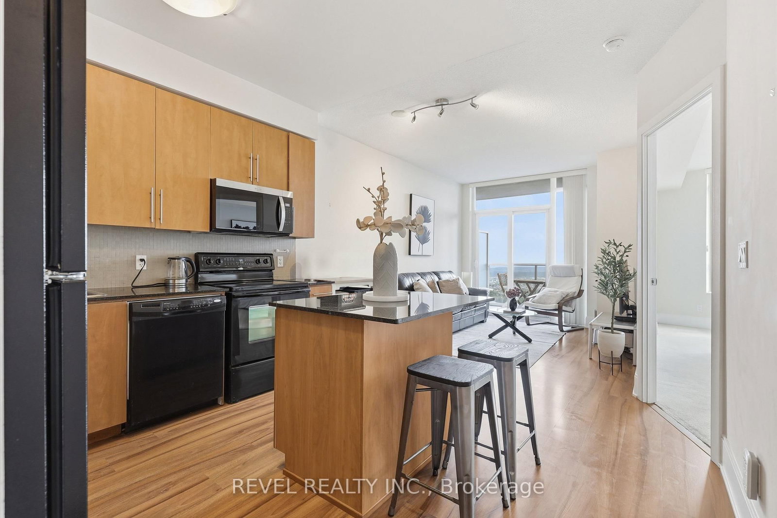 330 Burnhamthorpe Road W • #3101 • Mississauga, ON photo 3