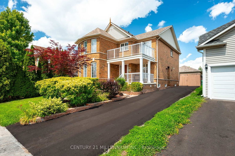 33 Fletchers Creek Boulevard
