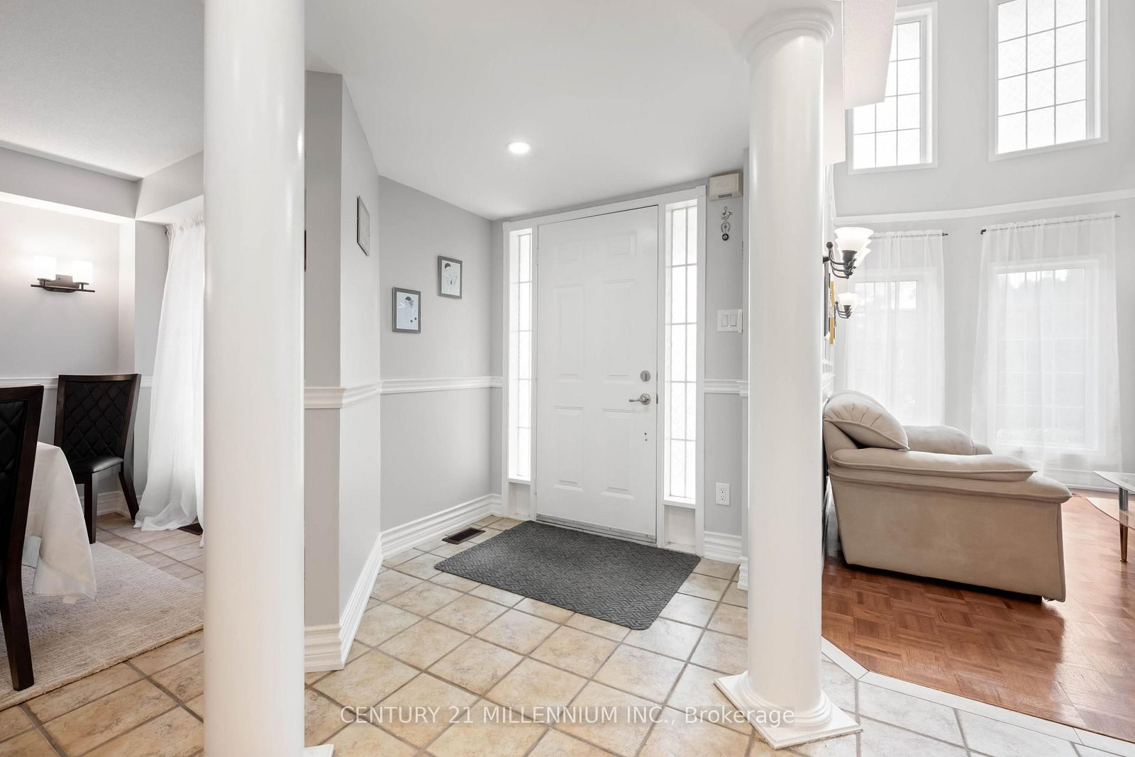 33 Fletchers Creek Brampton,ON L6X 4S3 — Photo 3