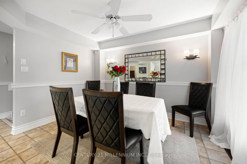 33 Fletchers Creek Brampton,ON L6X 4S3 — Photo 7