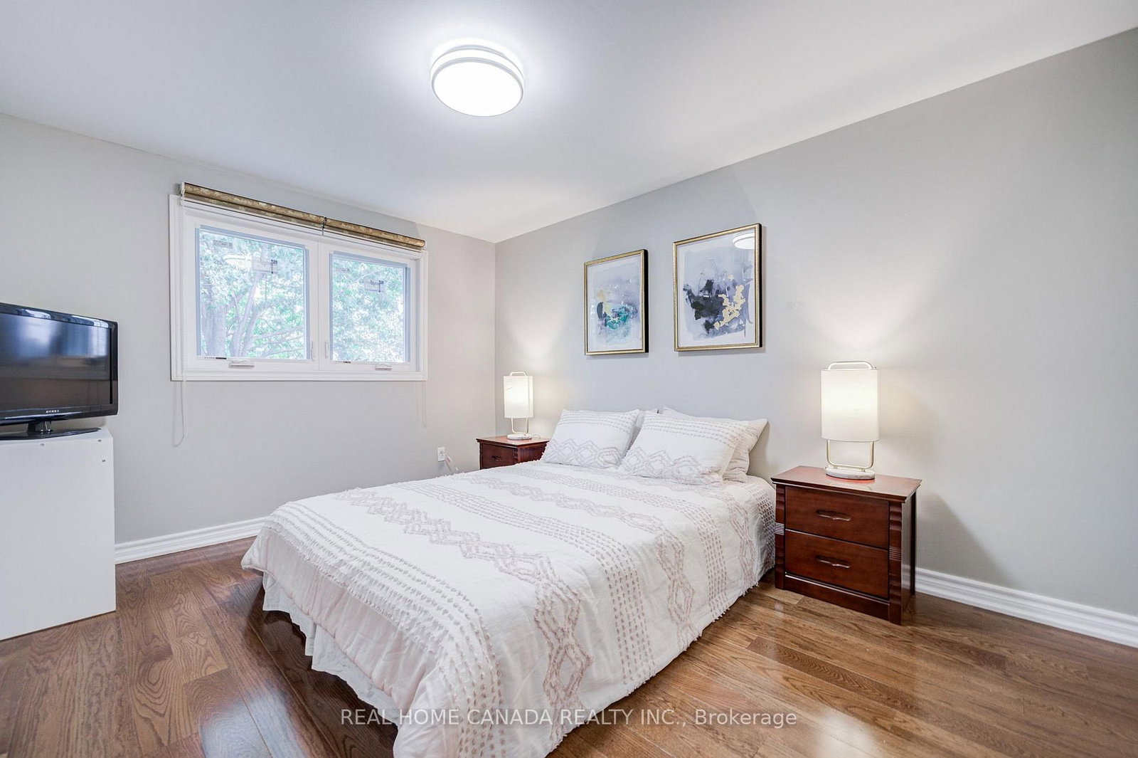 19 Hepworth Drive • Toronto, ON photo 24