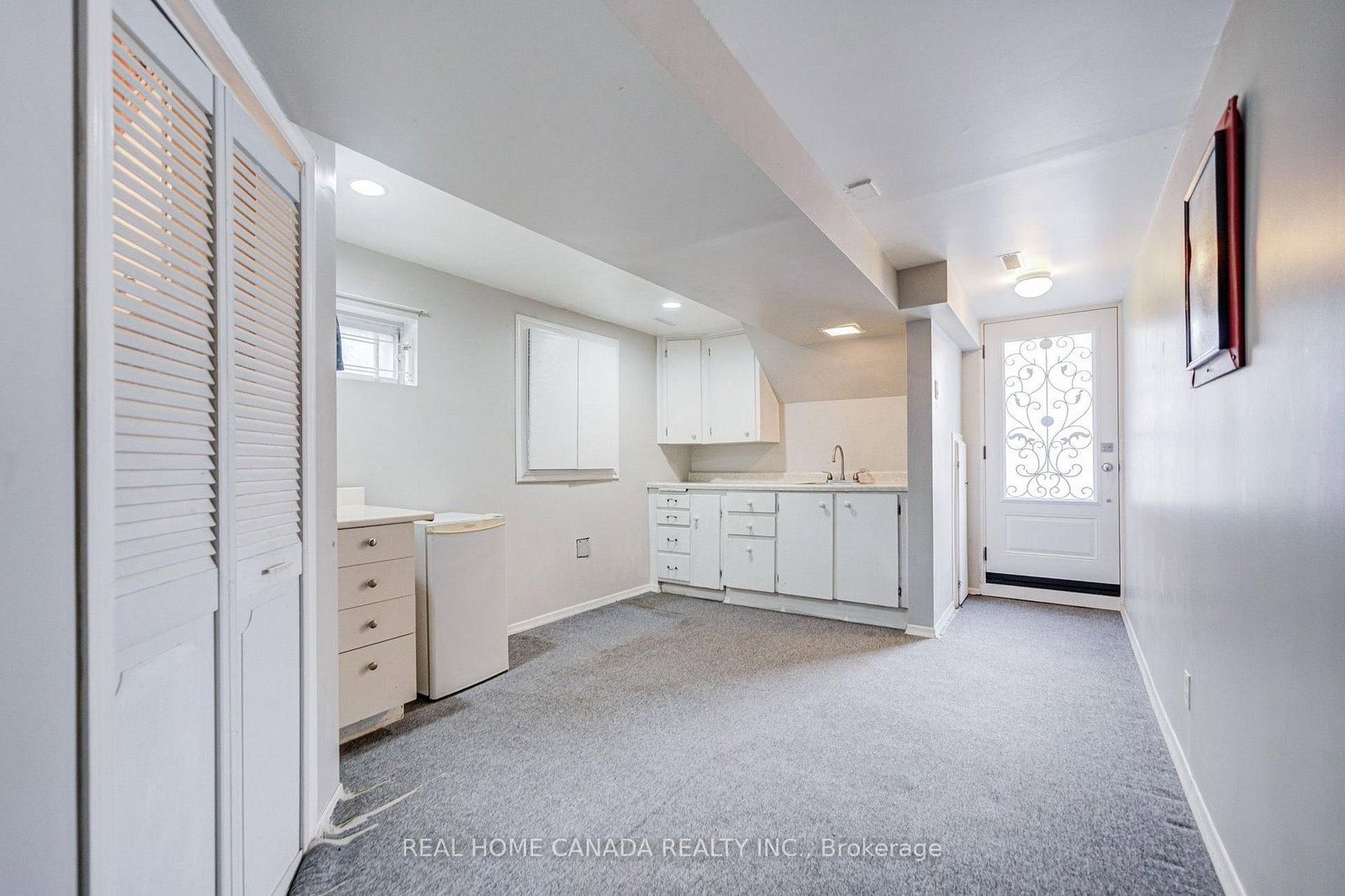 19 Hepworth Drive • Toronto, ON photo 36