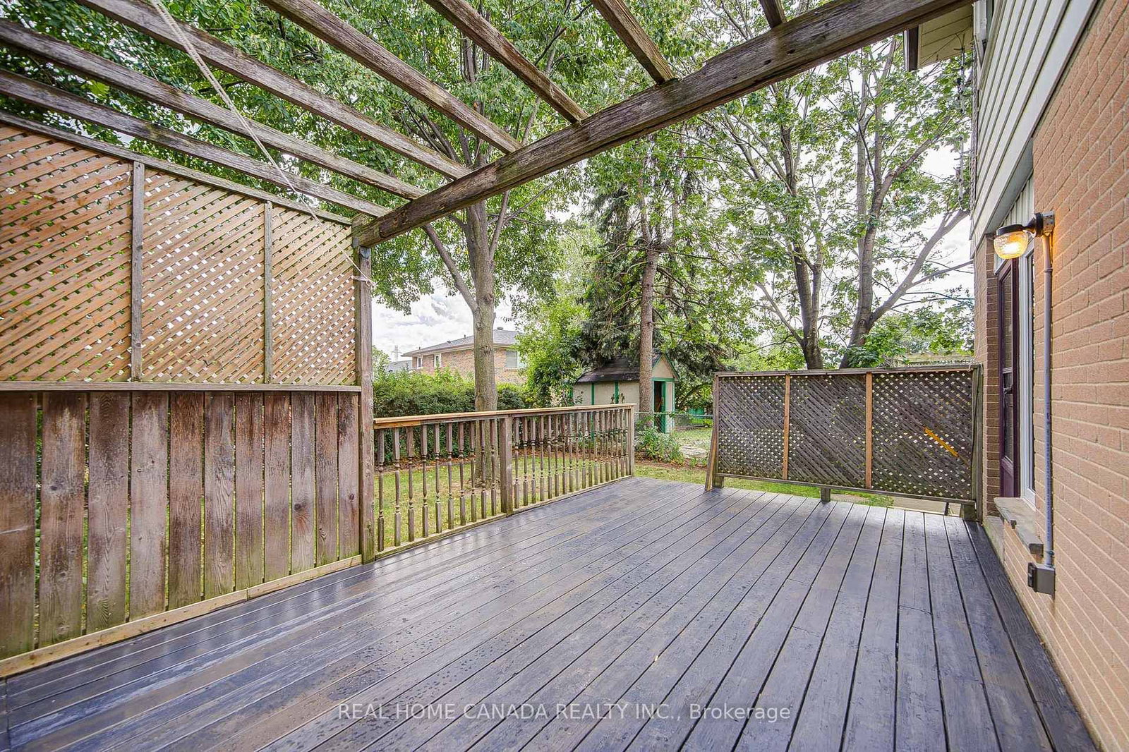 19 Hepworth Drive • Toronto, ON photo 42