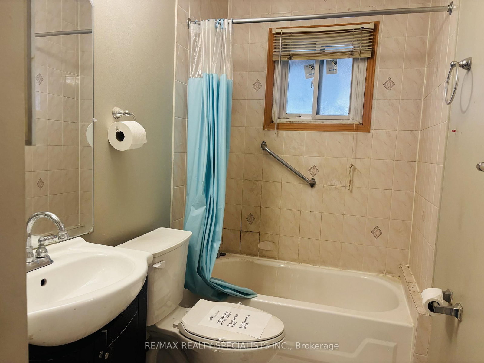 33 Cherrytree Drive • Brampton, ON photo 16