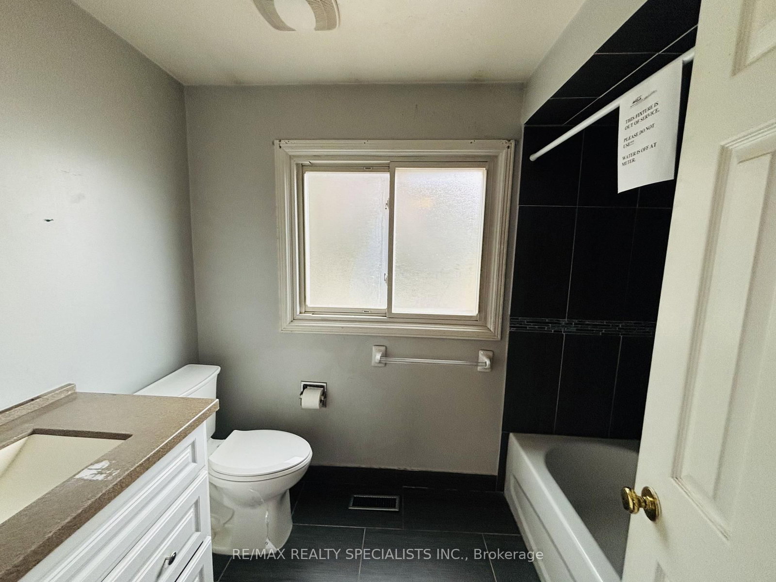 33 Cherrytree Drive • Brampton, ON photo 24