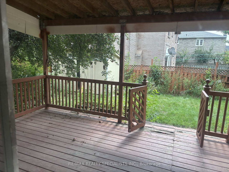 33 Cherrytree Brampton,ON L6Y 3L7 — Photo 34