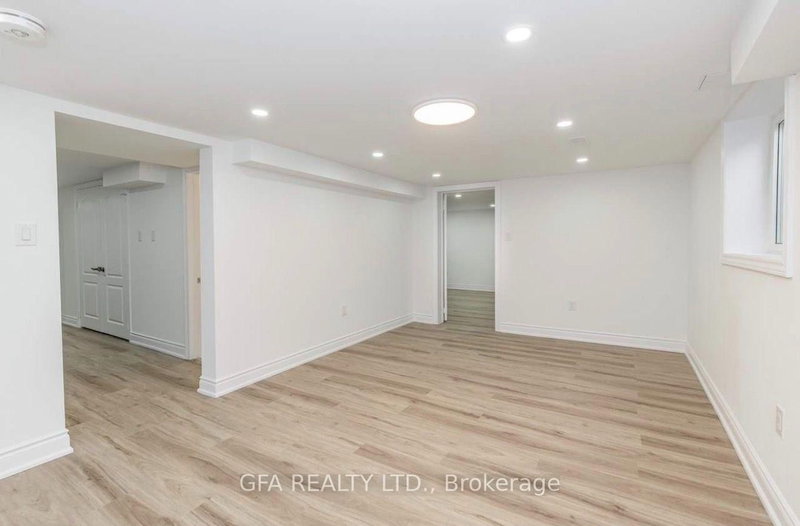 #Lower - 9 Melville Crescent
