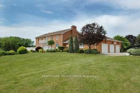 6 Bowman (Upper Level) Avenue, Brampton 2